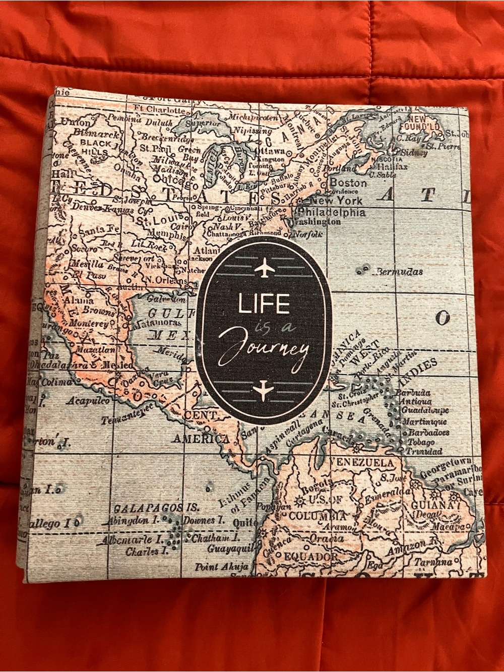 Life Is a Journey Decorative photo album - Map Design in Beige and Black